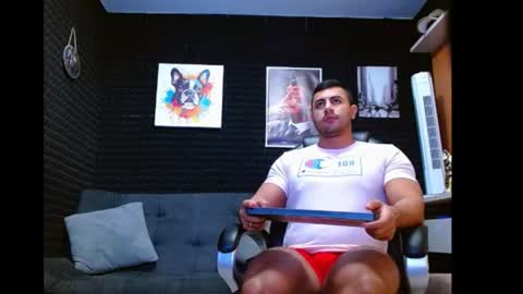 Snapshot of jarod131675 chatting on June 17, 6:31 pm jarod online show from June 17, 6:31 pm