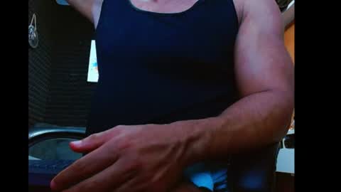 Snapshot of jarod131675 chatting on July 21, 8:11 pm jarod online show from July 21, 8:11 pm