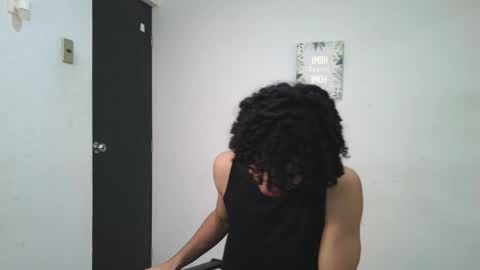 Snapshot of jash_7 chatting on May 4, 6:26 pm jash online show from May 4, 6:26 pm