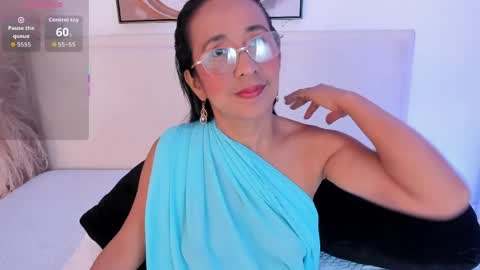 Snapshot of jashh_ chatting on June 5, 7:52 pm jash online show from June 5, 7:52 pm