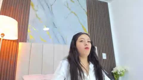 Jaslyn online show from June 30, 1:12 pm