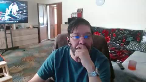 Snapshot of jasmarks2000 chatting on March 18, 1:14 pm JasMarks online show from March 18, 1:14 pm