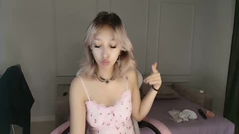 Snapshot of jasmilee chatting on May 23, 1:26 pm Jasmine online show from May 23, 1:26 pm
