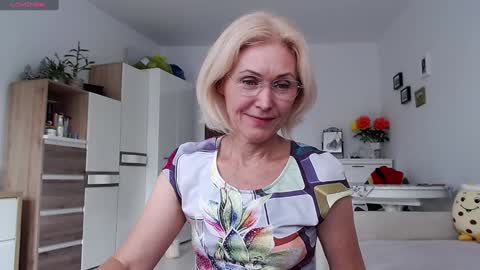 Jasmin room for people 40 online show from October 12, 1:10 pm