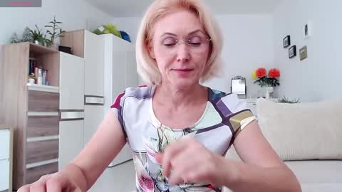 Jasmin room for people 40 online show from October 18, 1:23 pm