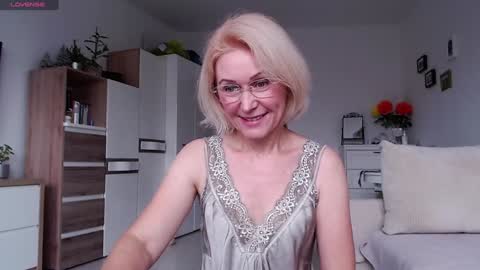 Jasmin room for people 40 online show from October 23, 6:13 am