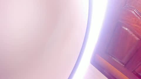 Snapshot of jasmin_melons chatting on May 31, 3:47 am jasmin_melons online show from May 31, 3:47 am