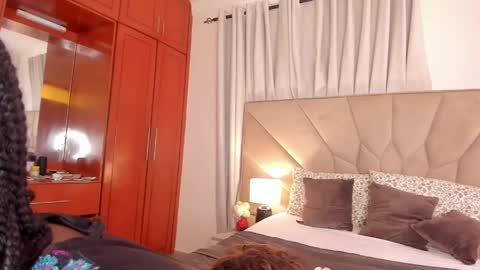 Snapshot of jasmin_melons chatting on June 5, 10:21 am jasmin_melons online show from June 5, 10:21 am