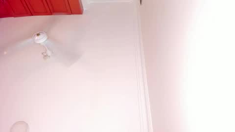 Snapshot of jasmin_melons chatting on June 7, 3:21 am jasmin_melons online show from June 7, 3:21 am