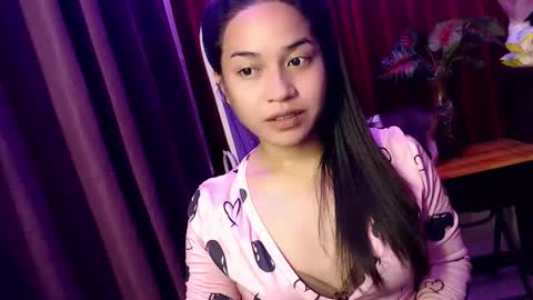 JASMINE online show from April 25, 1:25 pm