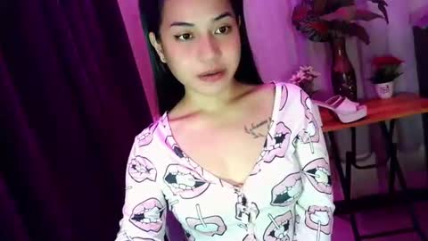 JASMINE online show from June 23, 2:09 am