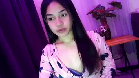 JASMINE online show from June 28, 11:38 am