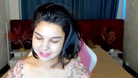 Snapshot of jasmine_burke chatting on July 24, 1:14 am Jasmine Burke online show from July 24, 1:14 am