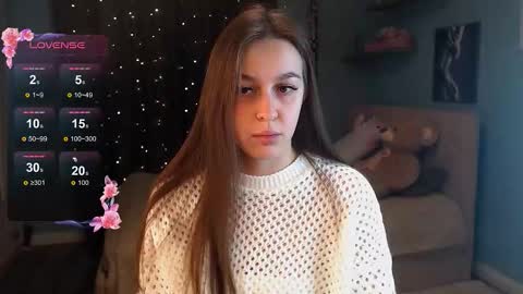 Jasmine online show from October 1, 8:15 pm