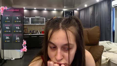 Snapshot of jasmine_doll_ chatting on April 2, 3:48 am Jasmine online show from April 2, 3:48 am