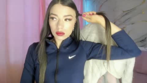 Jas online show from December 17, 2:22 pm