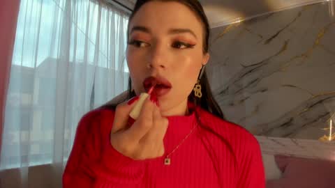 Jas online show from December 21, 2:15 pm