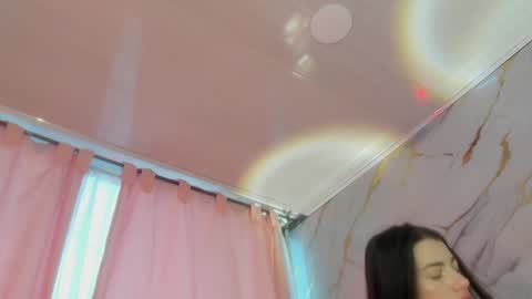 Jas online show from January 11, 7:59 pm