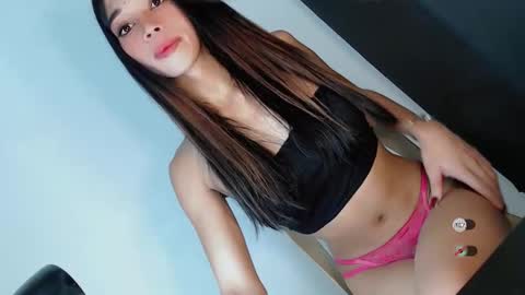 CUTE JANNA online show from April 28, 5:56 am