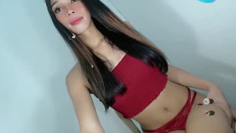 Snapshot of jasmine_on_live chatting on May 14, 5:47 am CUTE JANNA online show from May 14, 5:47 am