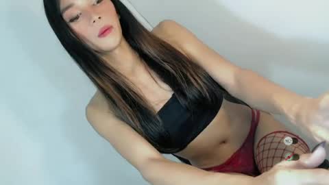 Snapshot of jasmine_on_live chatting on June 15, 6:26 am CUTE JANNA online show from June 15, 6:26 am