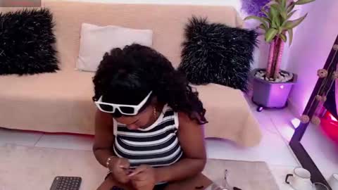 Snapshot of jasminecampbell chatting on June 30, 11:39 pm Instagram jasminecampbell1 online show from June 30, 11:39 pm
