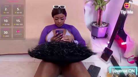 Snapshot of jasminecampbell chatting on July 7, 12:46 am Instagram jasminecampbell1 online show from July 7, 12:46 am