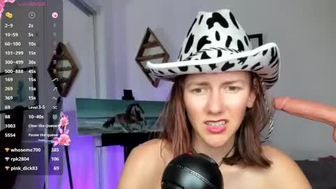 Snapshot of jasminedaze888 chatting on February 11, 5:26 am Jasmine Daze online show from February 11, 5:26 am