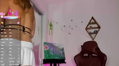 Snapshot of jasminedaze888 chatting on October 10, 9:58 pm Jasmine Daze online show from October 10, 9:58 pm