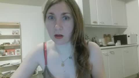 Snapshot of jasmineglamour chatting on April 22, 12:35 am JasmineGlamour online show from April 22, 12:35 am