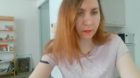 Snapshot of jasmineglamour chatting on April 23, 3:25 pm JasmineGlamour online show from April 23, 3:25 pm