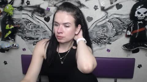 JasmineKouch online show from November 2, 6:21 pm