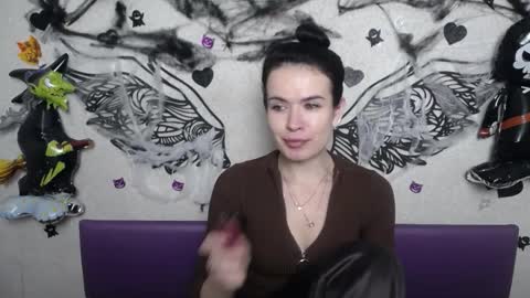 JasmineKouch online show from November 12, 6:41 pm