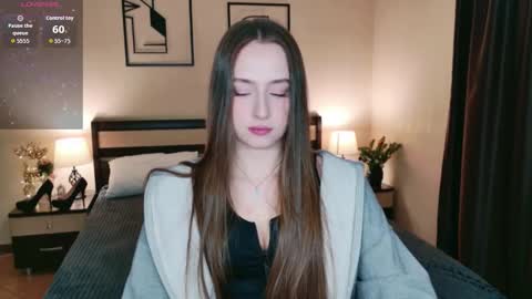 Jasmine online show from December 22, 4:31 am