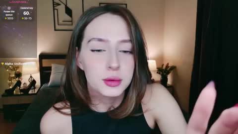 Snapshot of jasminelorens chatting on December 23, 10:13 am Jasmine online show from December 23, 10:13 am