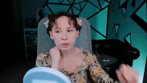 Jasmine online show from November 19, 5:07 am