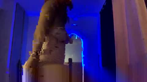 Snapshot of jasminneblair chatting on September 12, 5:07 am Jasminne online show from September 12, 5:07 am