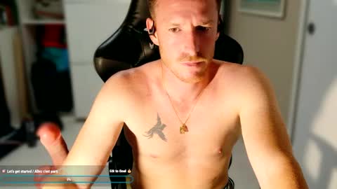 Snapshot of jason28 chatting on June 27, 8:47 pm Jason online show from June 27, 8:47 pm