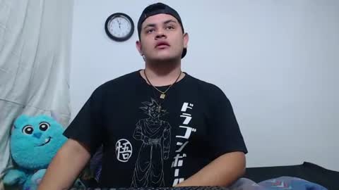jason_boy_ online show from June 30, 4:57 am