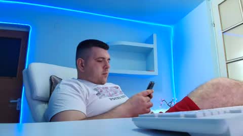 JasonJacks online show from June 13, 3:15 am