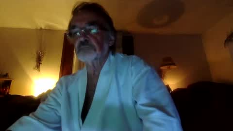 Snapshot of jasonreloaded694u chatting on October 24, 8:55 am Jason online show from October 24, 8:55 am