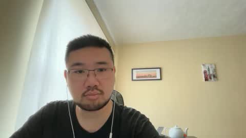 Jason Ryu online show from April 2, 10:57 am