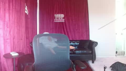 Snapshot of jasonsweets chatting on December 25, 4:11 pm Jason Sweets online show from December 25, 4:11 pm