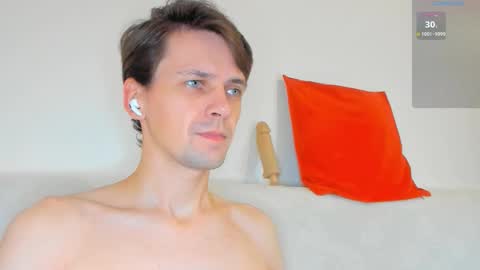 Jasper  online show from October 31, 9:16 pm