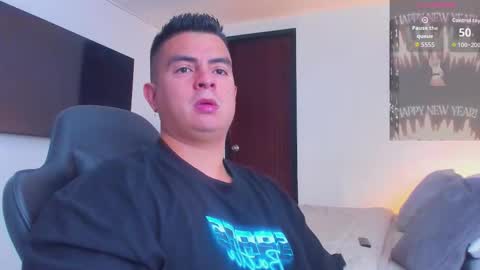 JBrooksXx online show from January 19, 12:31 pm