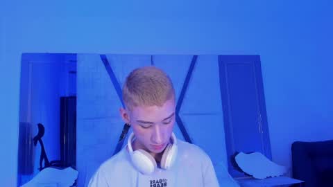 Snapshot of jaspercooper_ chatting on March 4, 8:16 pm Jasper Cooper online show from March 4, 8:16 pm