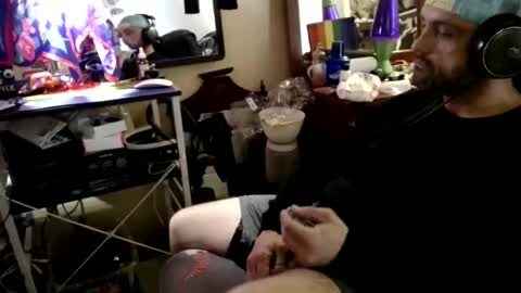 Snapshot of jasperh98 chatting on February 1, 7:47 am jasperh98 online show from February 1, 7:47 am