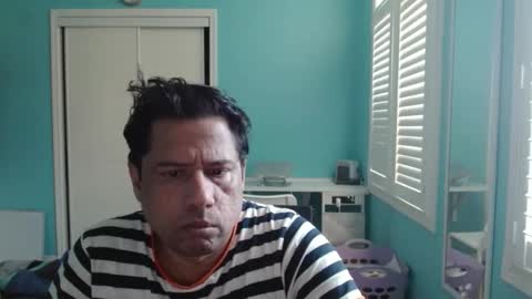 Snapshot of jassim82 chatting on December 17, 9:21 pm jassim82 online show from December 17, 9:21 pm