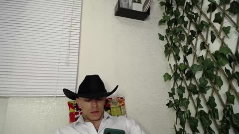 Snapshot of jasson_king01 chatting on January 12, 2:14 am JKing online show from January 12, 2:14 am