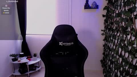 JKing  online show from February 11, 2:11 pm